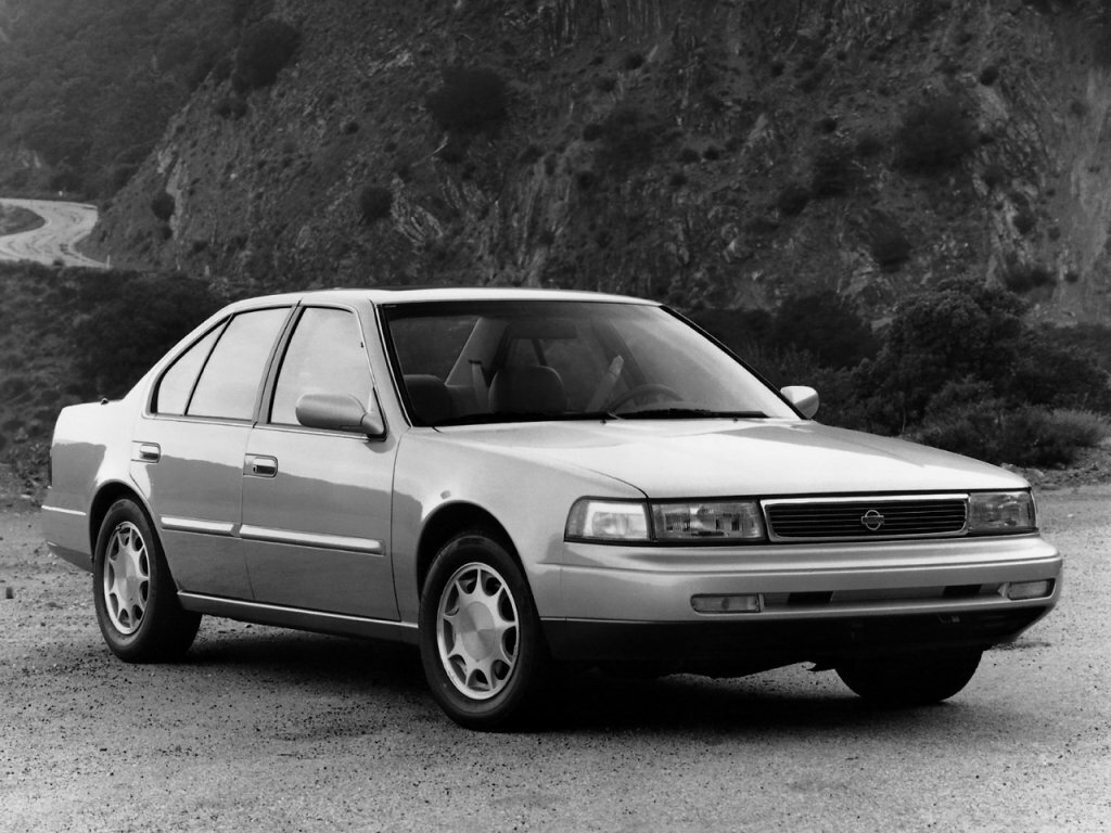 Nissan Maxima III (1988-1994) - Седан