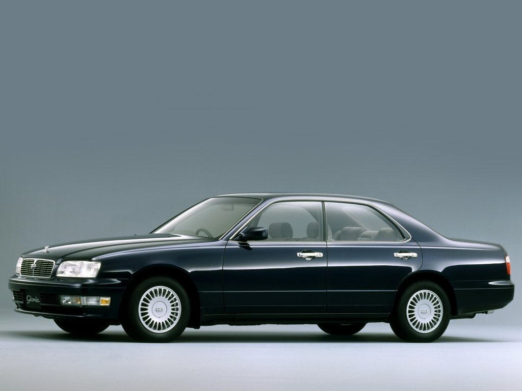 Nissan Gloria X (1995-1999) - Седан