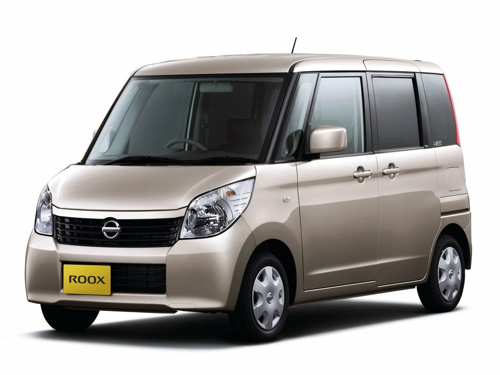 Nissan Roox I (2009-2013) - Микровэн