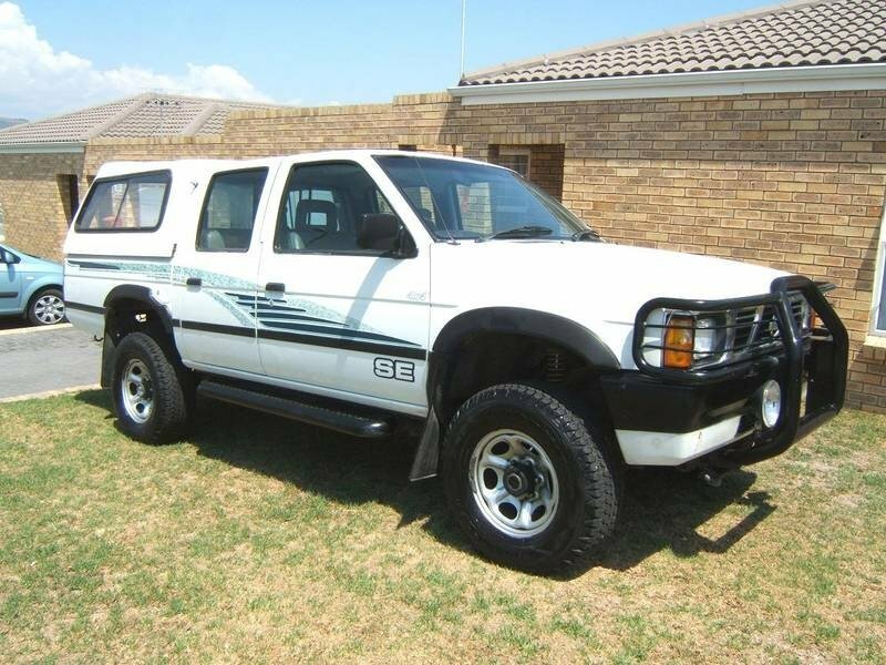 Nissan Navara (Frontier) I (1985-1998) - Пикап Двойная кабина