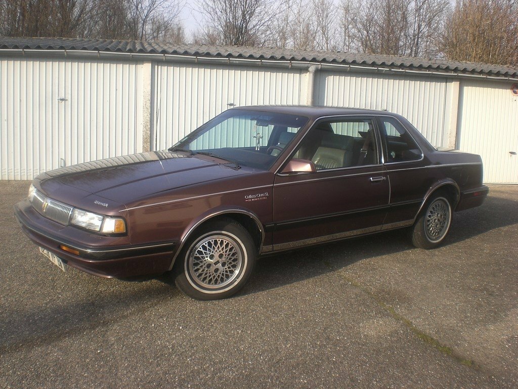 Oldsmobile Cutlass Ciera I (1981-1996) - Купе
