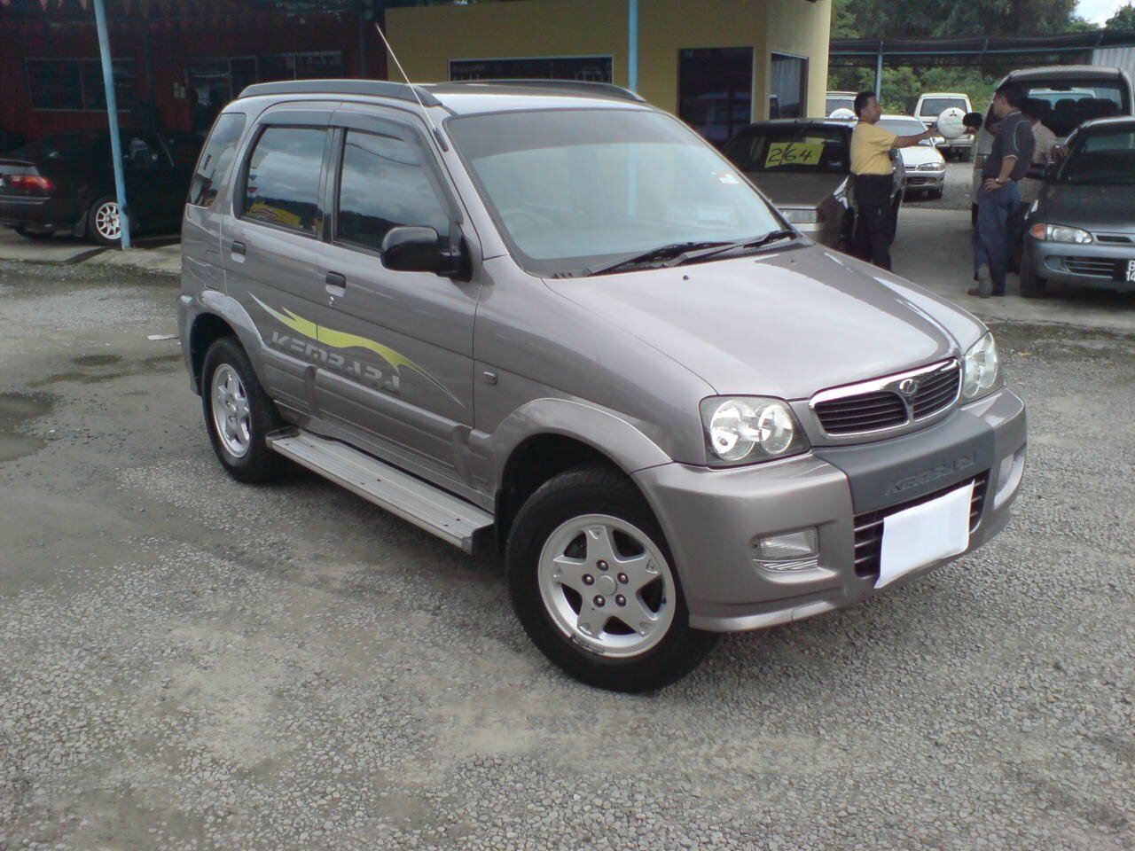 Perodua Kembara I (1998-2008) - Внедорожник 5 дв.