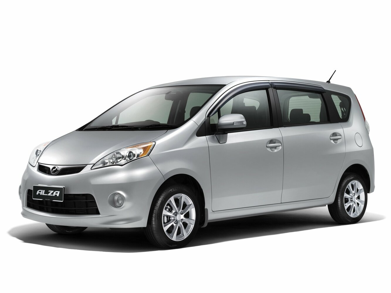 Perodua Alza I (2009-2022) - Компактвэн