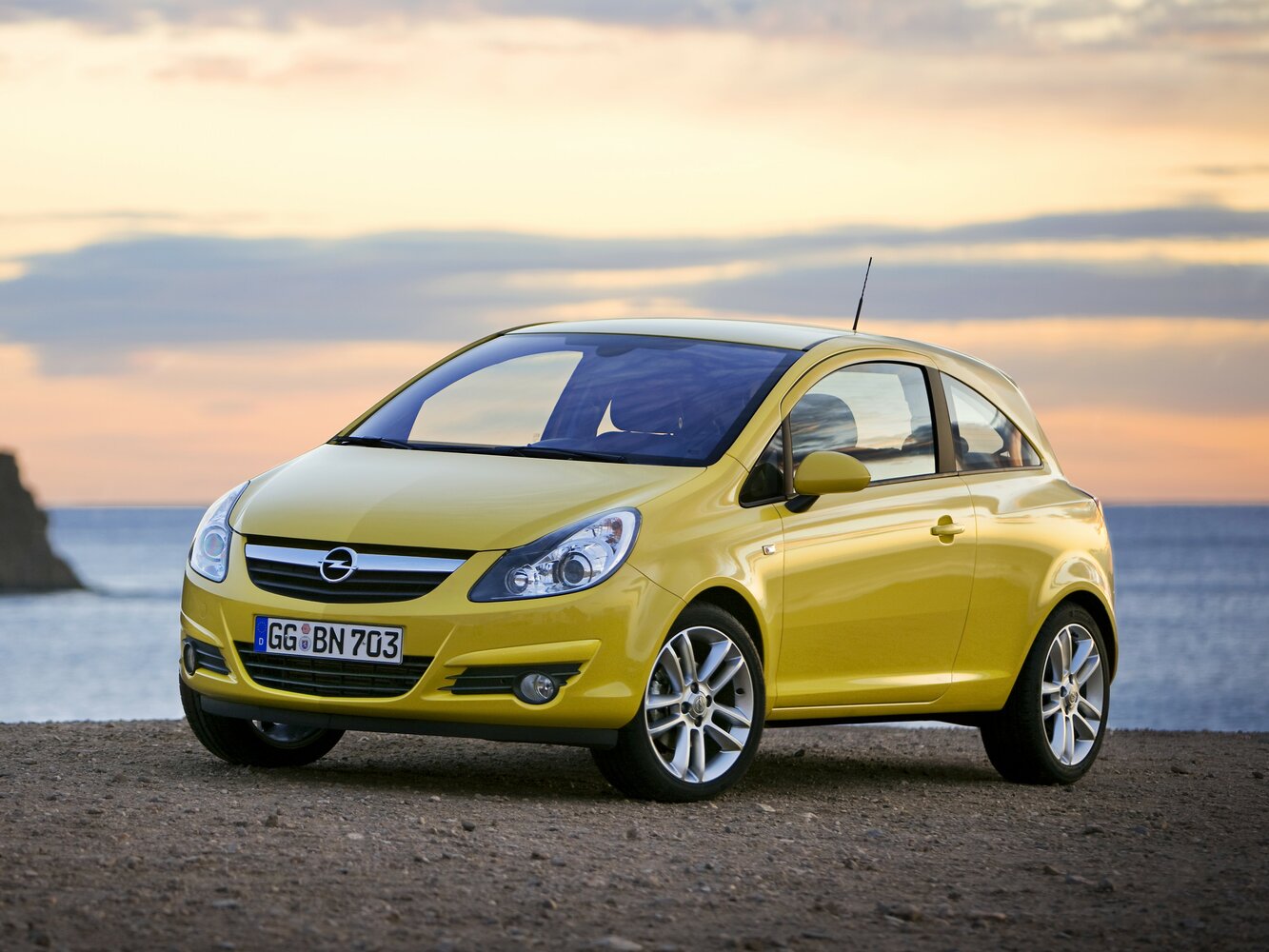 Opel Corsa D (2006-2014) - Хэтчбек 3 дв.
