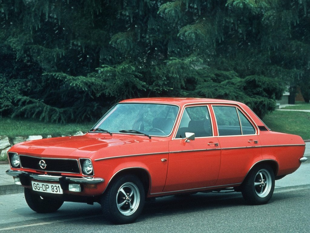Opel Ascona A (1970-1975) - Седан