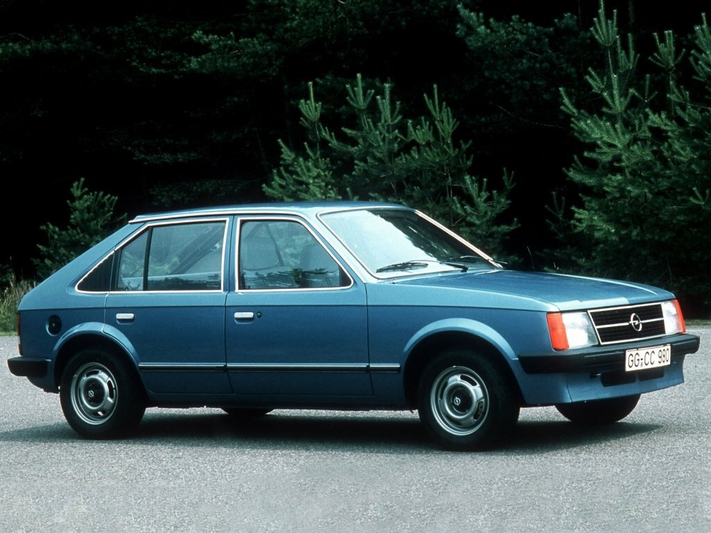 Opel Kadett D (1979-1984) - Хэтчбек 5 дв.