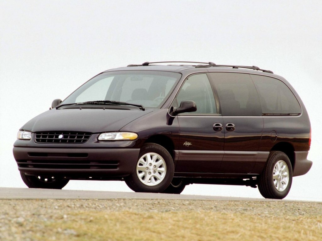 Plymouth Voyager III (1995-2000) - Минивэн Grand