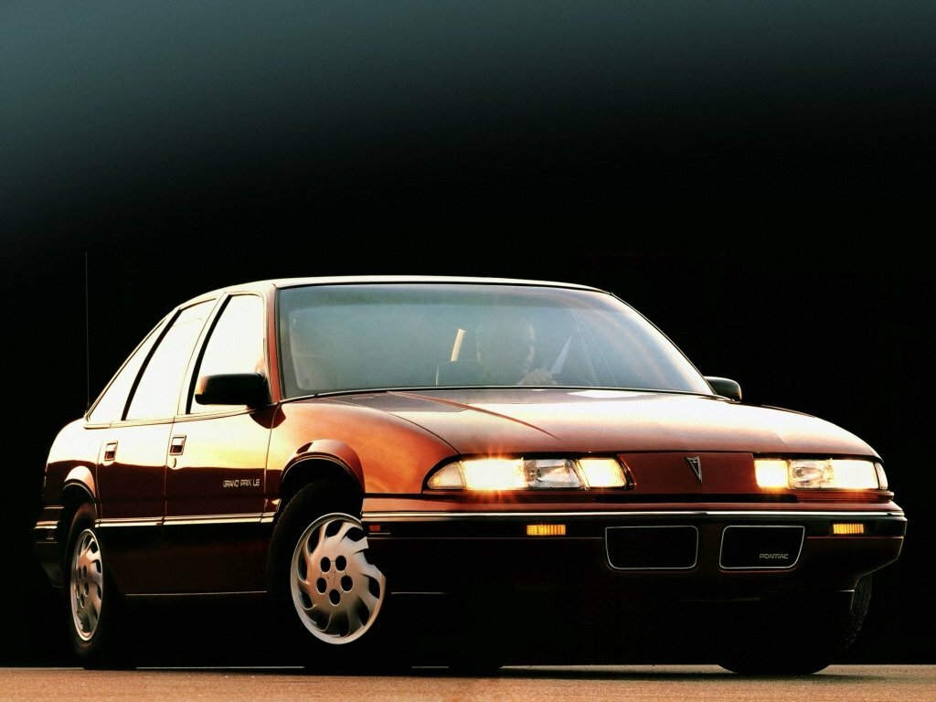 Pontiac Grand Prix V (1988-1996) - Седан