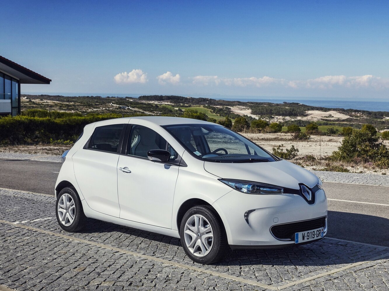Renault ZOE I (2012-2024) - Хэтчбек 5 дв.