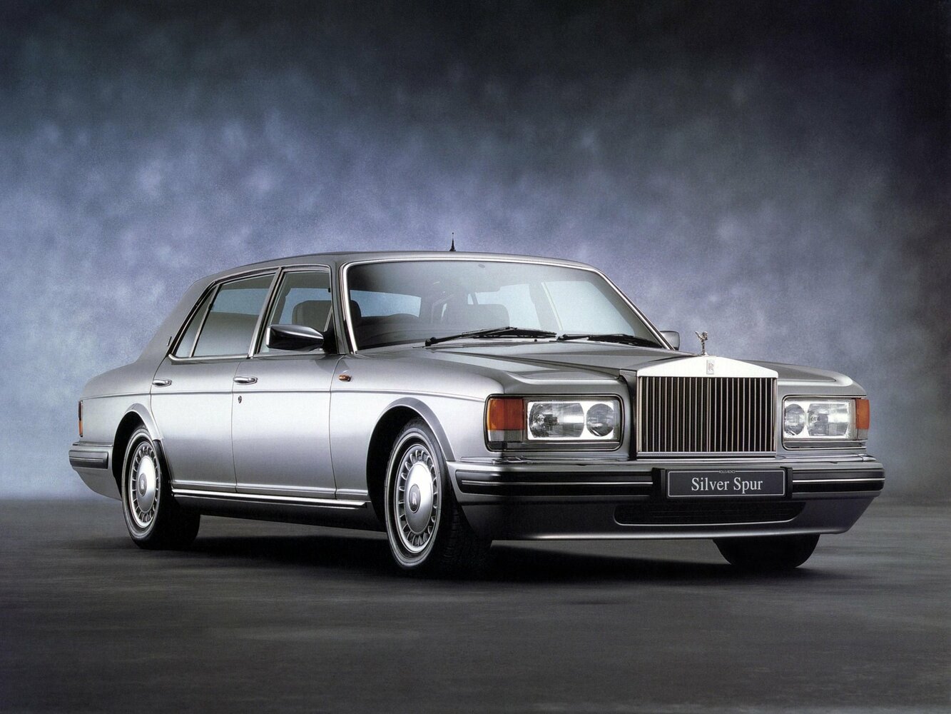 Rolls-Royce Silver Spur Mark (1980-1999) - Седан