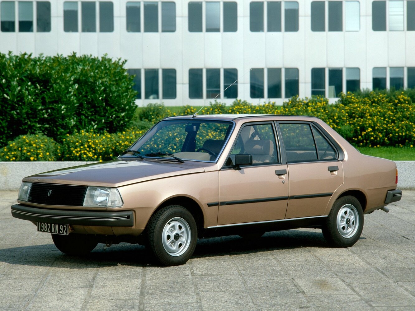 Renault 18 I (1978-1986) - Седан