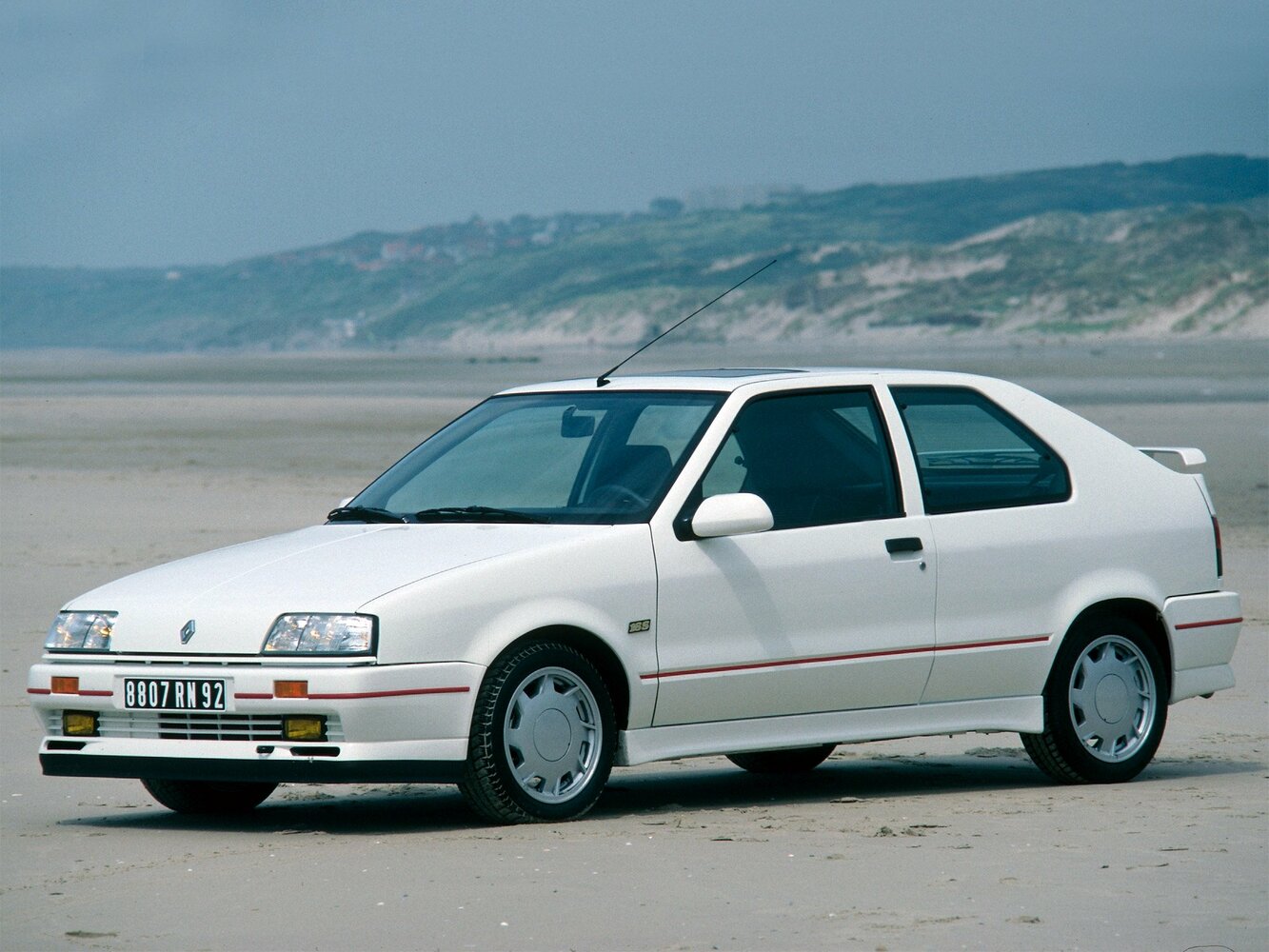 Renault 19 I (1988-1992) - Хэтчбек 3 дв.