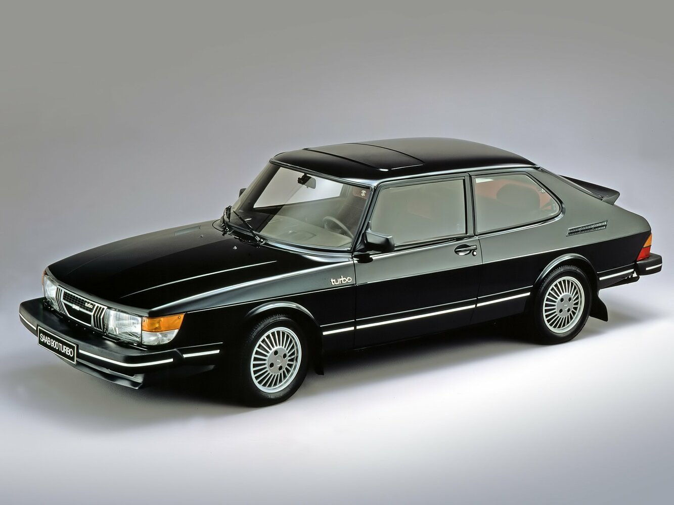 Saab 900 I (1978-1994) - Хэтчбек 3 дв.