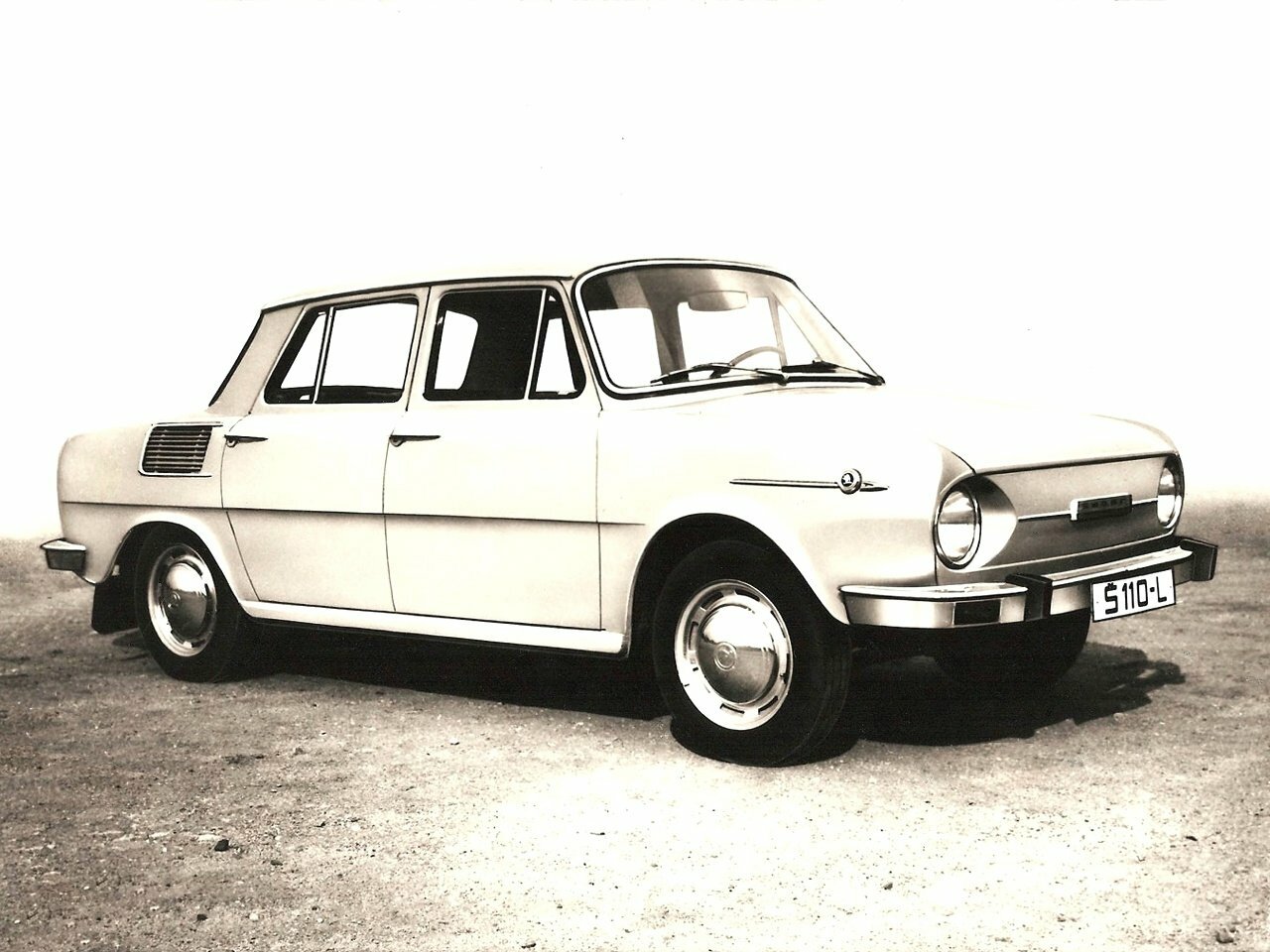 Skoda 100 Series II (1976-1991) - Седан