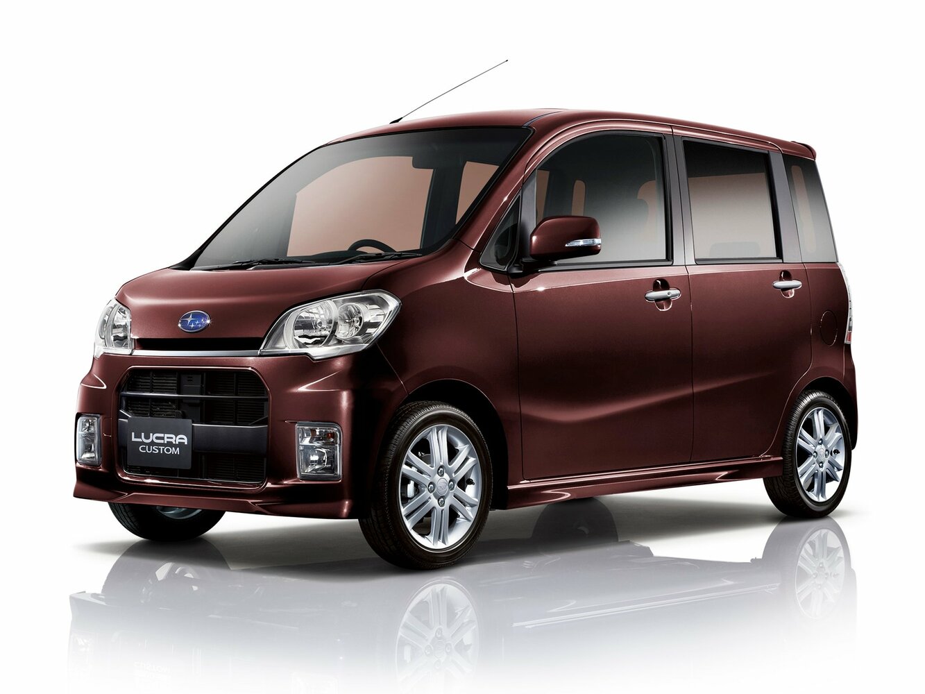 Subaru Lucra I (2010-2015) - Хэтчбек 5 дв.