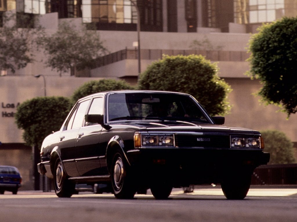 Toyota Corona VI (1979-1981) - Седан
