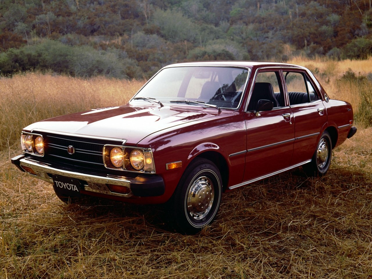 Toyota Corona V (1973-1979) - Седан