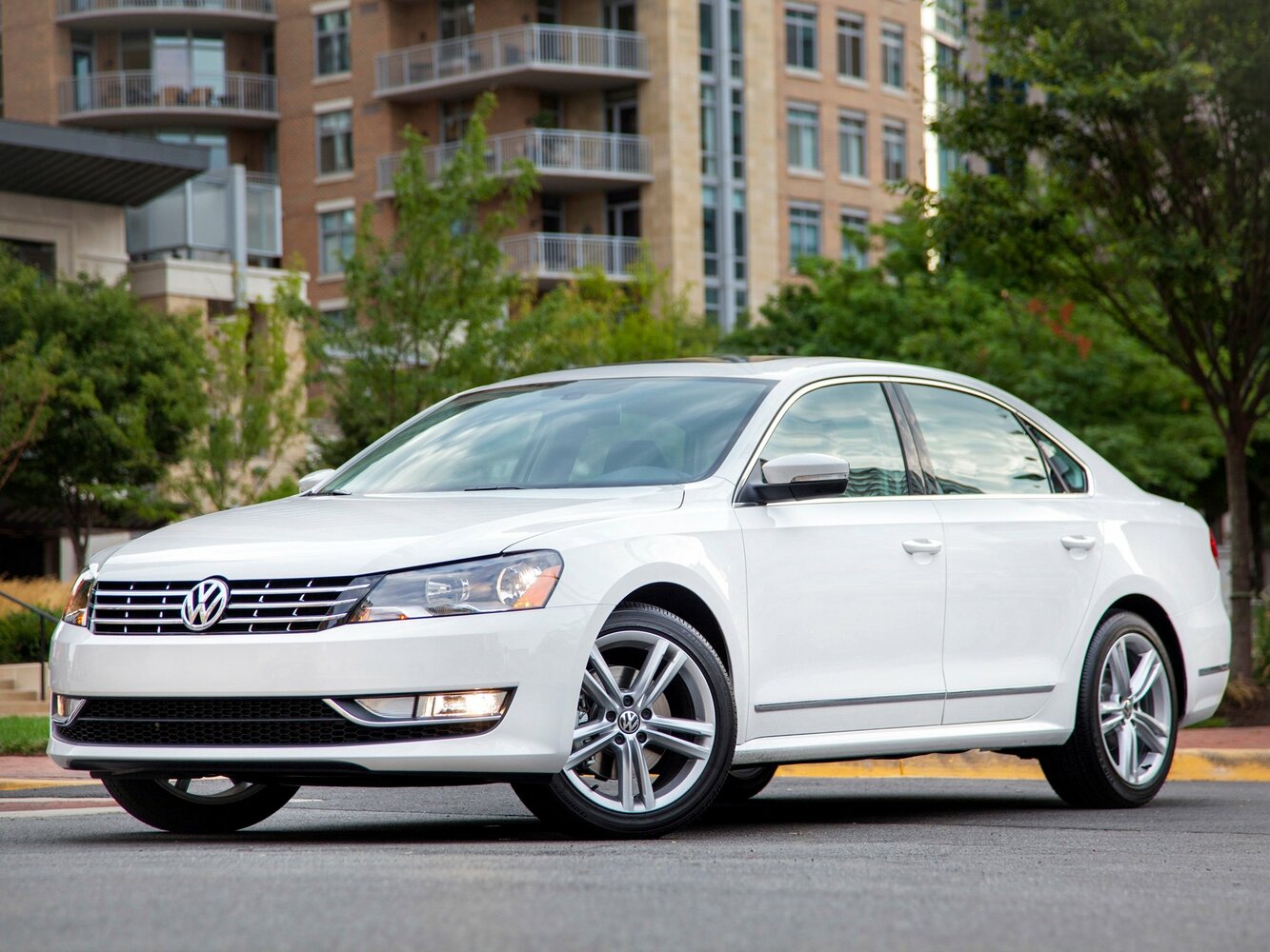 Volkswagen Passat (North America and China) I (2011-2019) - Седан