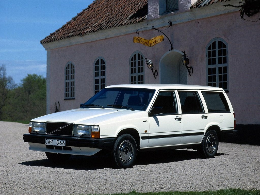Volvo 740 I (1983-1992) - Универсал 5 дв.