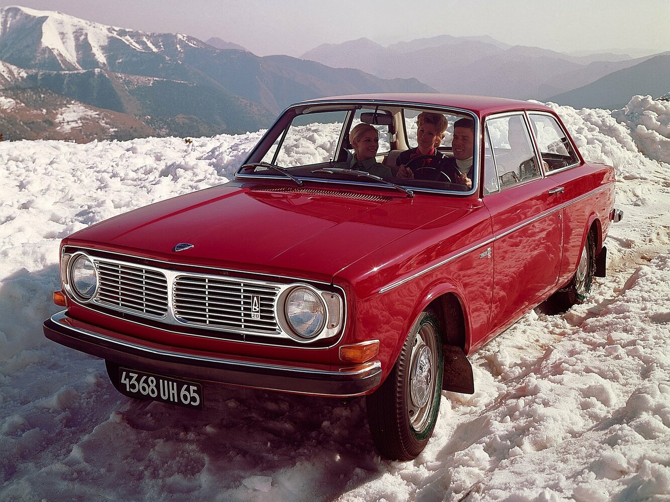 Volvo 140 Series I (1966-1975) - Седан 2 дв.