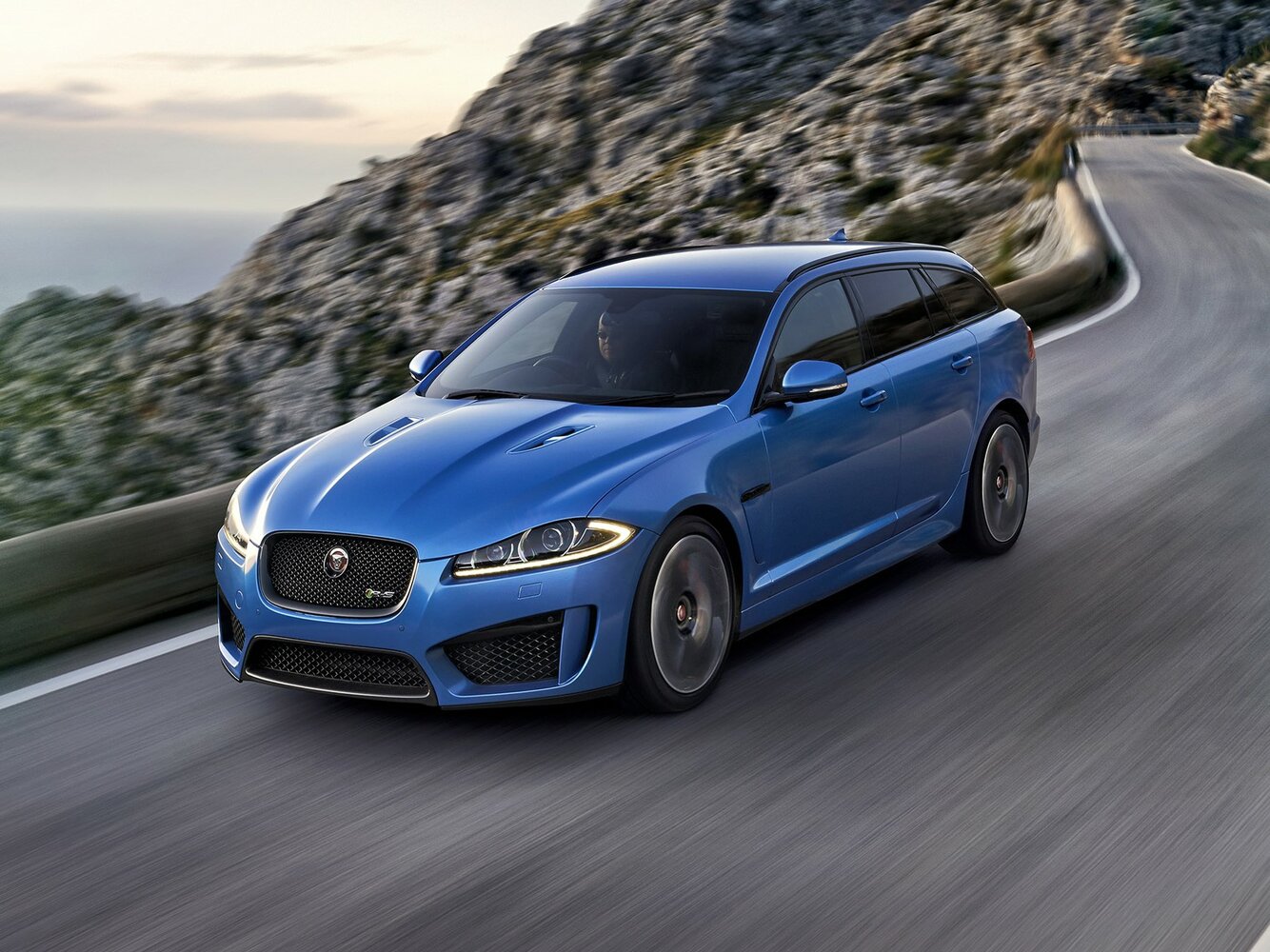 Jaguar XFR I (2009-2015) - Универсал 5 дв.