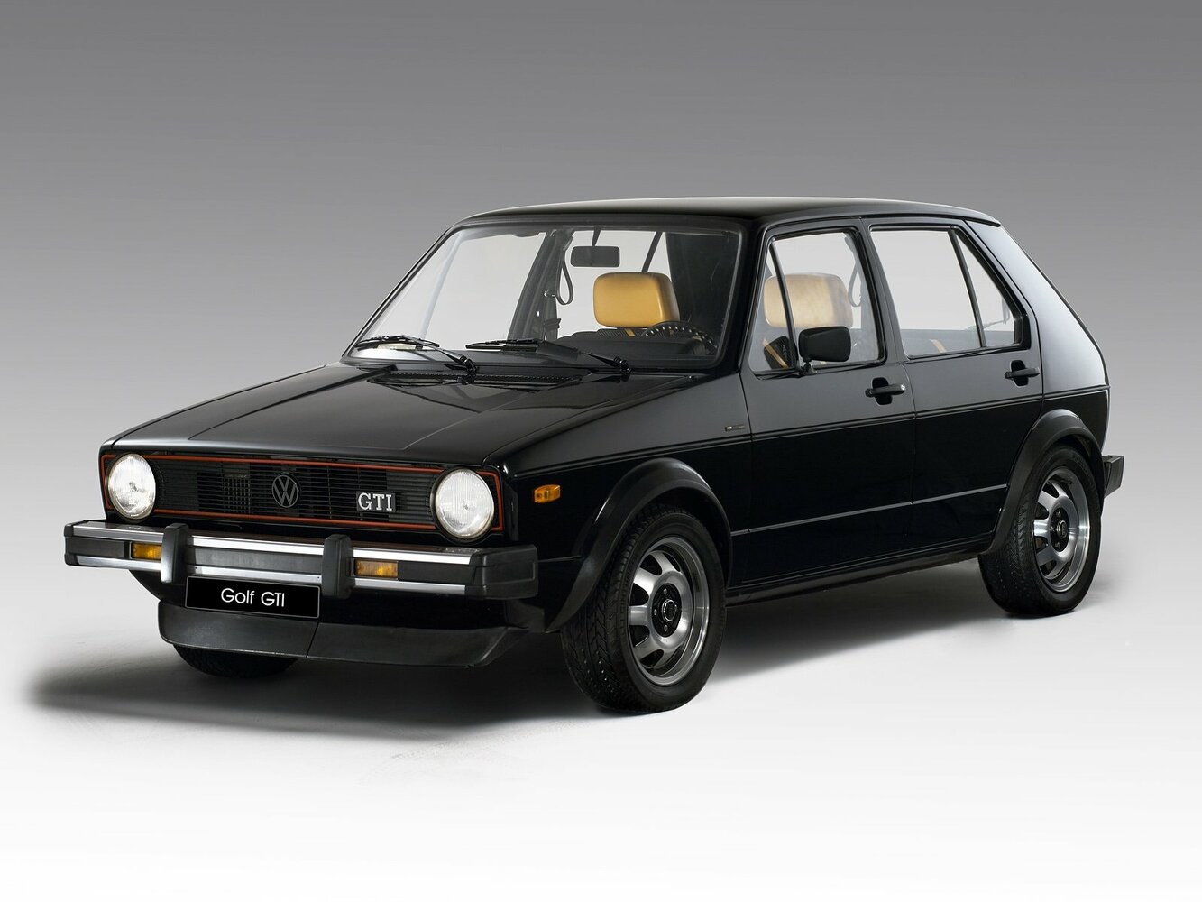 Volkswagen Golf GTI I (1976-1983) - Хэтчбек 5 дв.