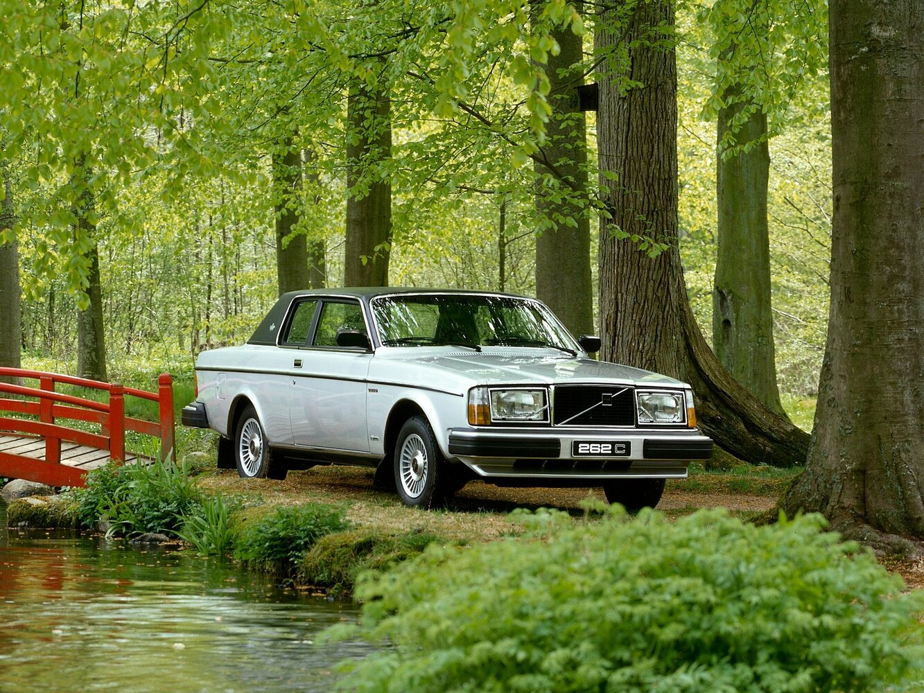 Volvo 260 Series I (1974-1982) - Седан 2 дв.
