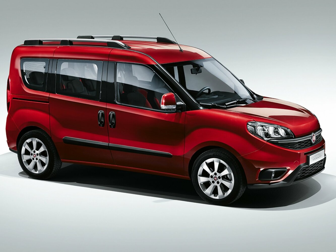 Fiat Doblo II (2009-2022) - Компактвэн