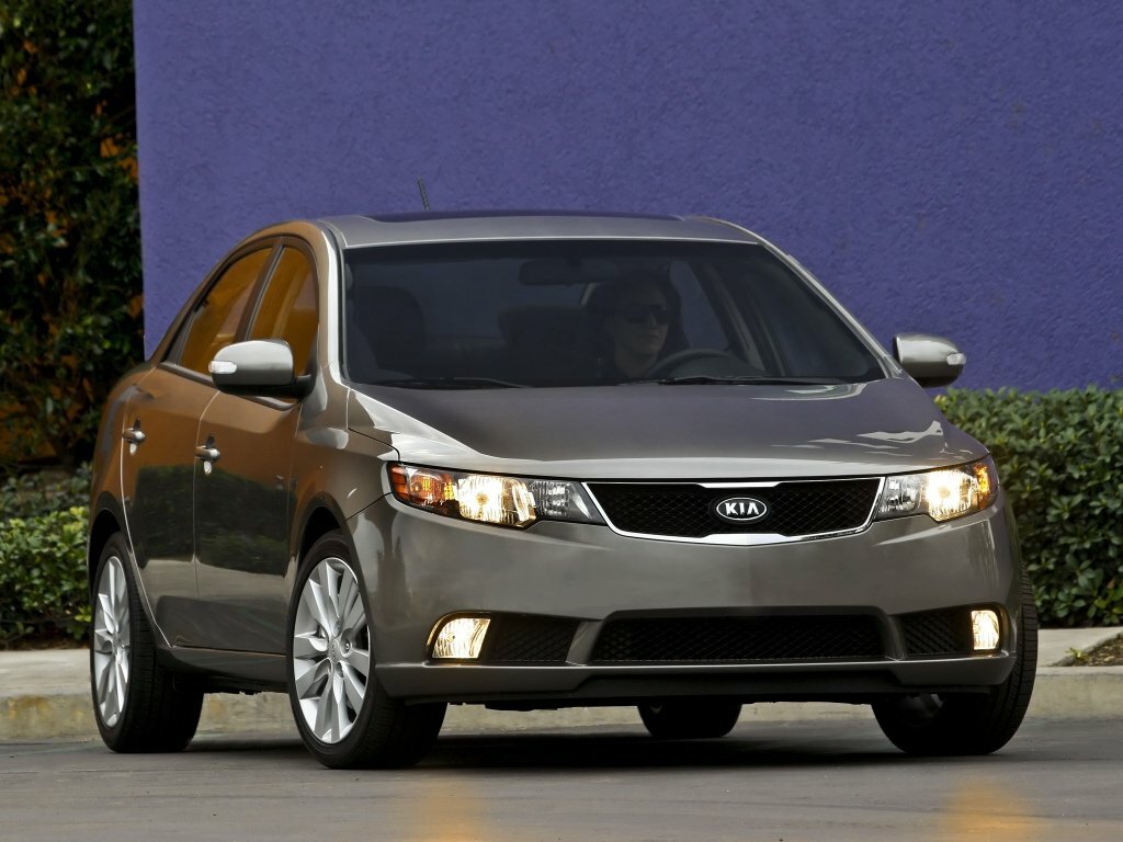 Kia Forte II (2013-2018) - Седан
