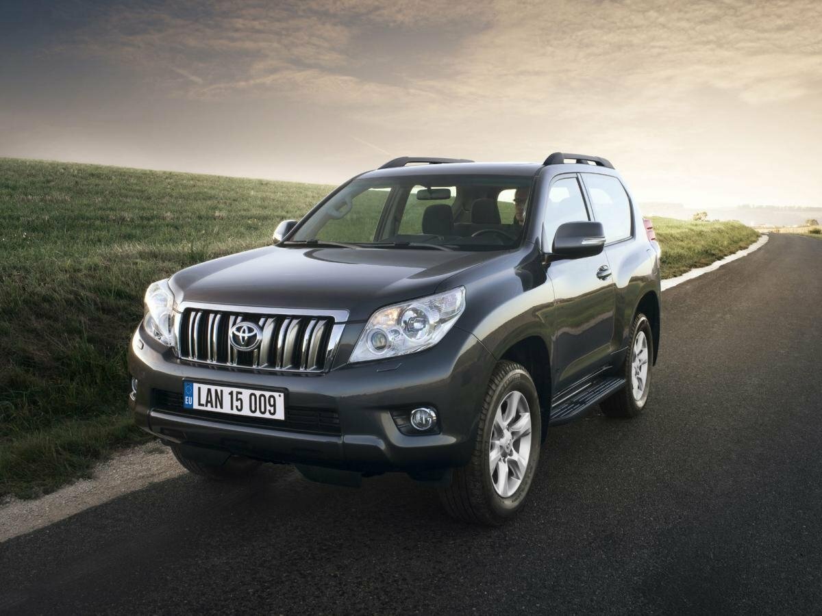 Toyota Land Cruiser Prado 150 (2009-2024) - Внедорожник 3 дв.