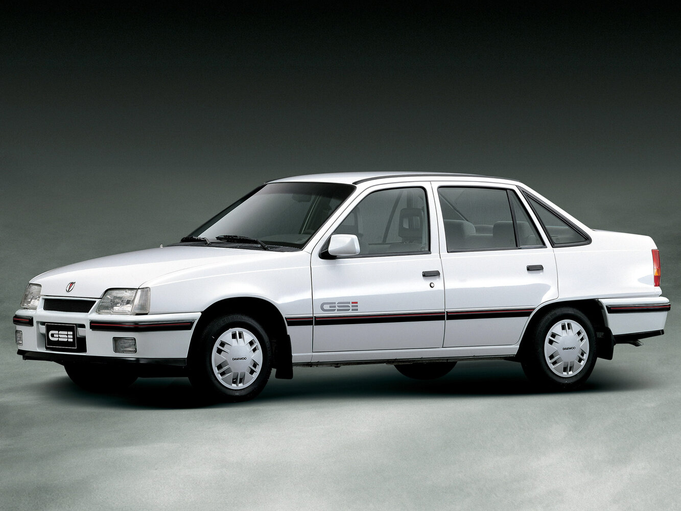 Daewoo Racer I (1986-1997) - Седан