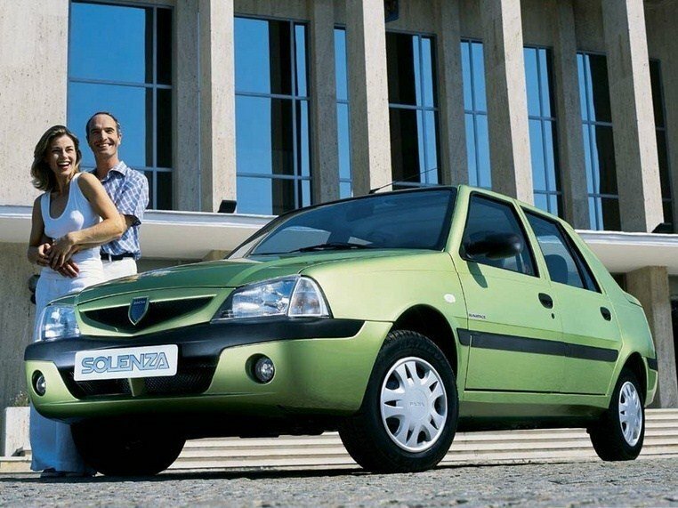 Dacia Solenza I (2003-2005) - Лифтбек