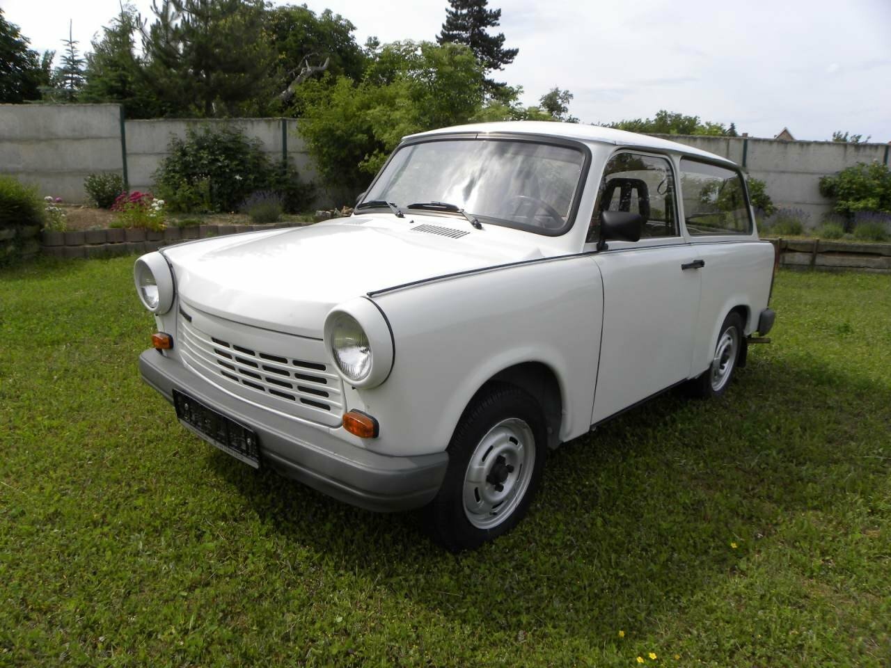 Trabant 1.1 I (1990-1991) - Универсал 3 дв.