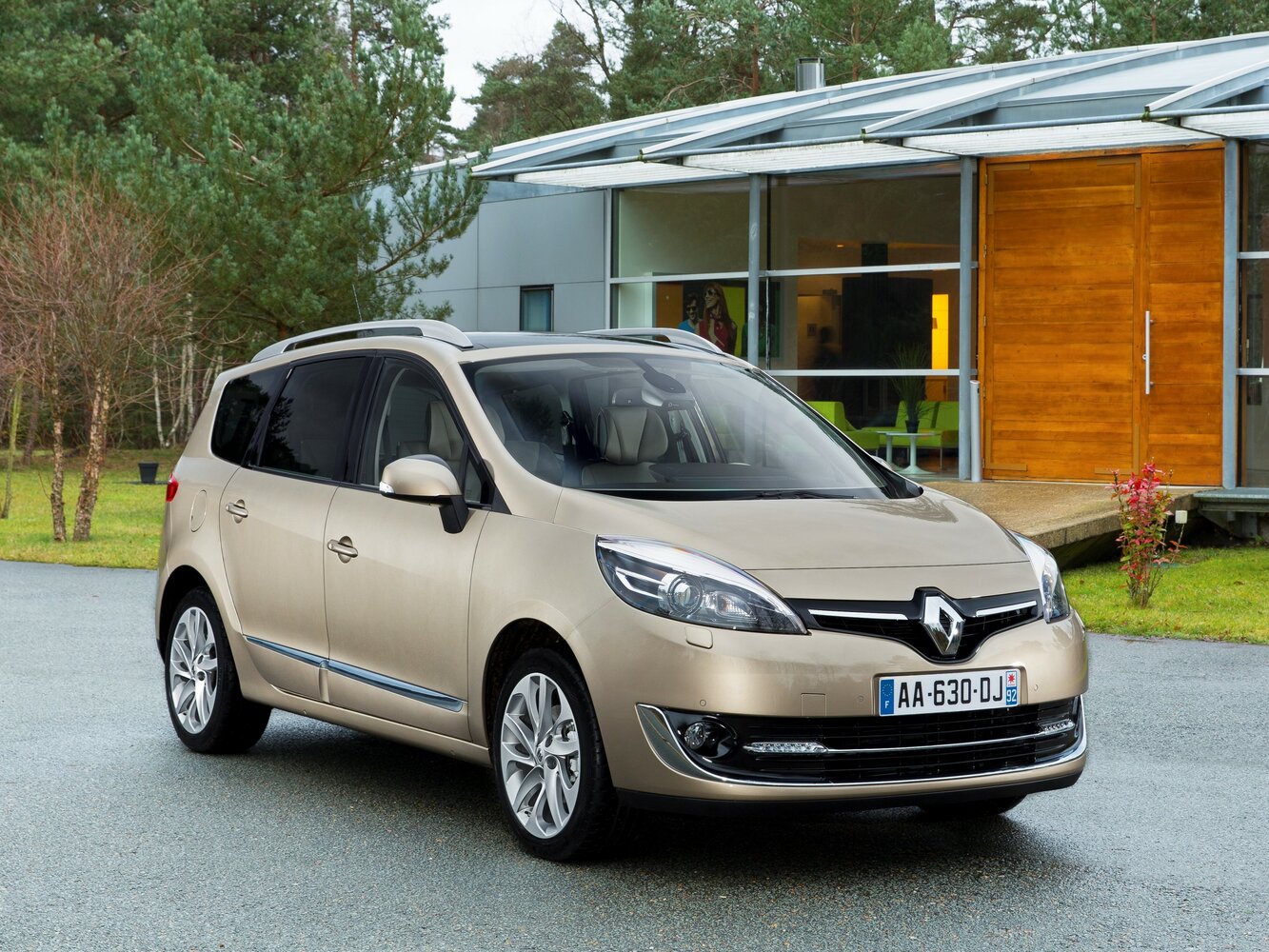 Renault Scenic III (2009-2016) - Компактвэн Grand