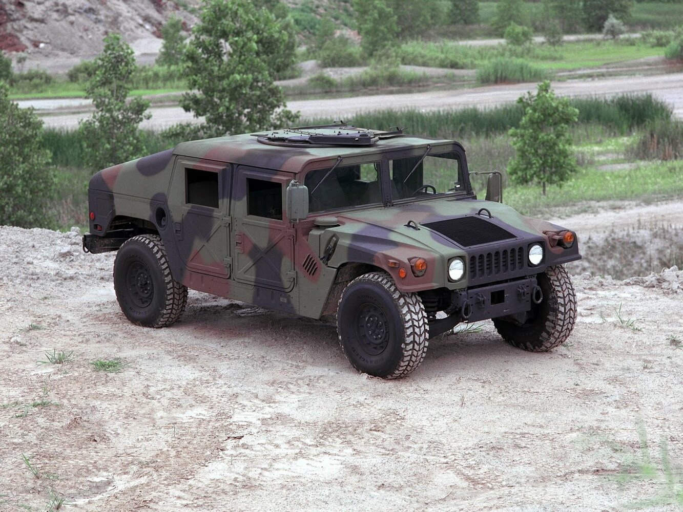 AM General HMMWV (Humvee) I (1984-2006) - Внедорожник 5 дв.