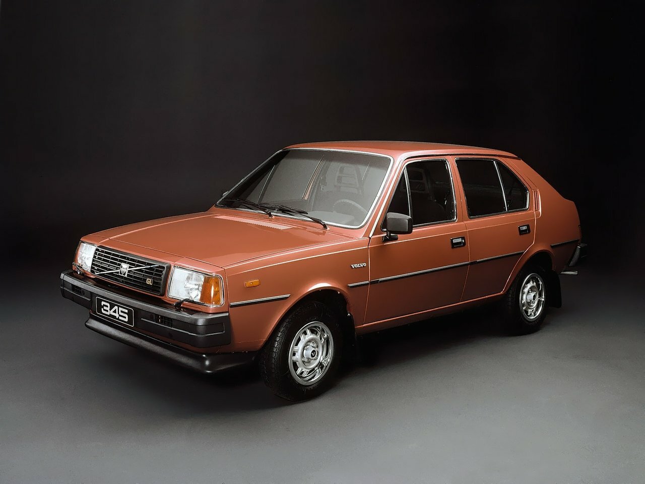 Volvo 300 Series I (1975-1991) - Хэтчбек 5 дв.