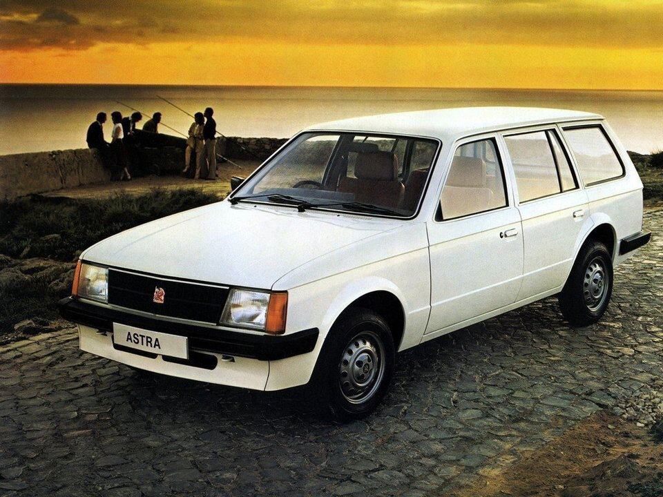 Vauxhall Astra E (1984-1993) - Универсал 5 дв.