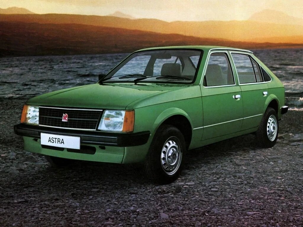 Vauxhall Astra E (1984-1993) - Хэтчбек 5 дв.