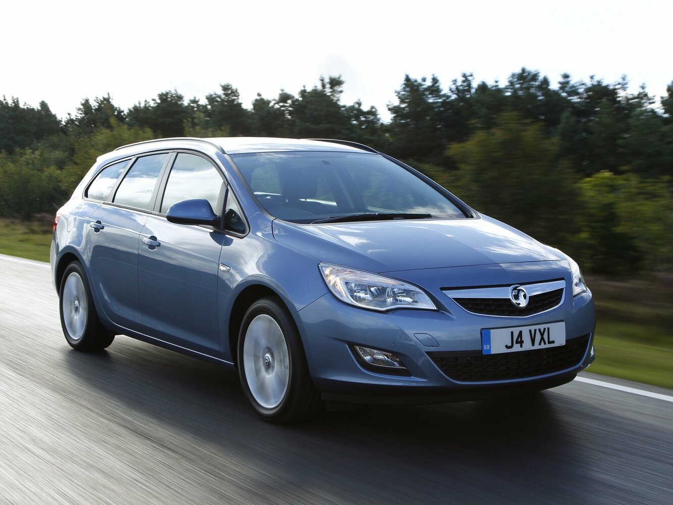 Vauxhall Astra J (2009-2015) - Универсал 5 дв.
