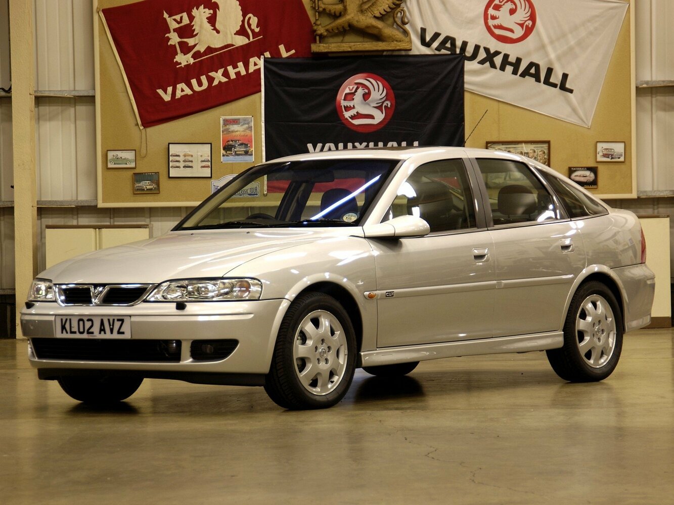 Vauxhall Vectra B (1995-2001) - Хэтчбек 5 дв.