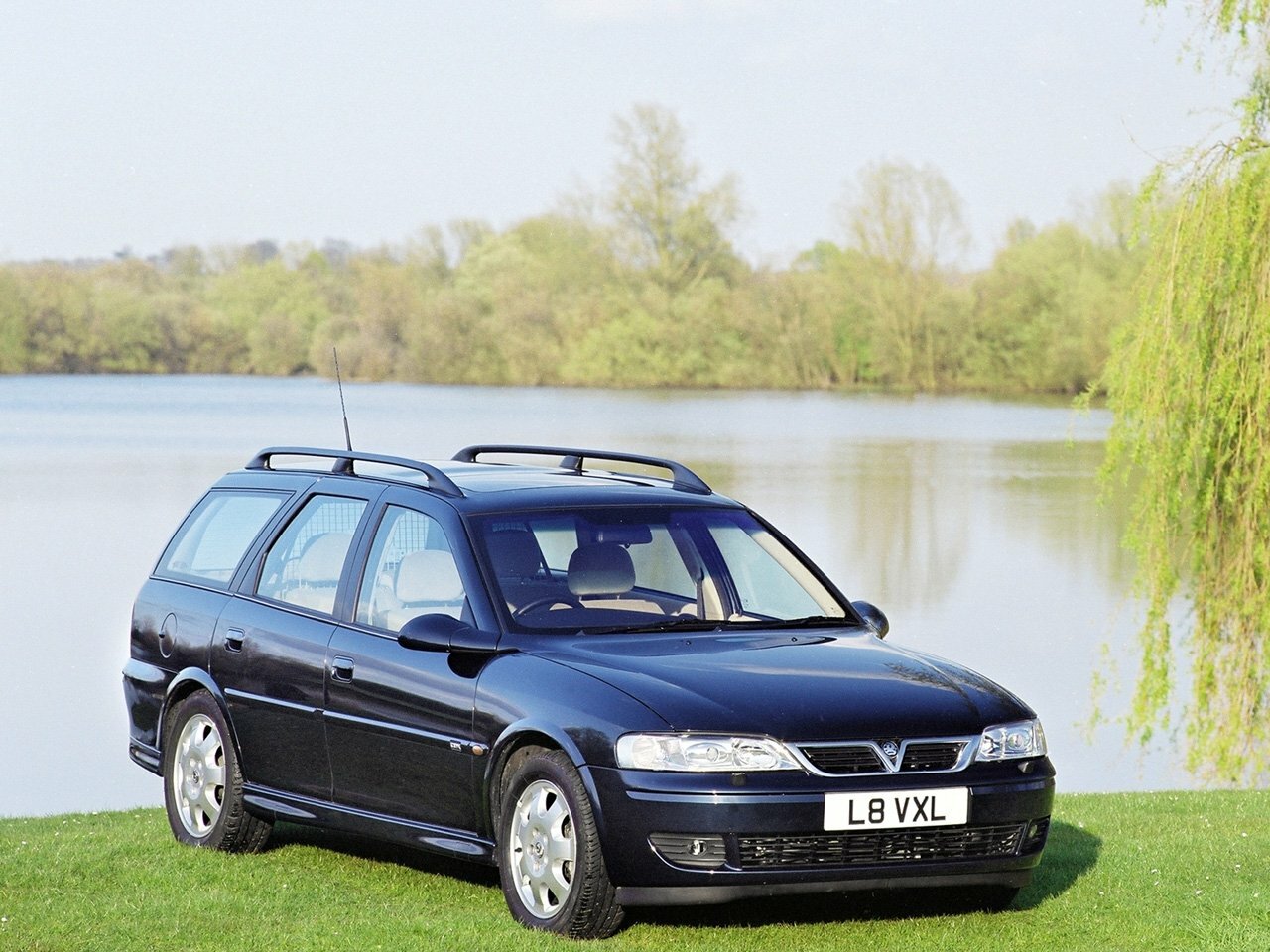 Vauxhall Vectra B (1995-2001) - Универсал 5 дв.