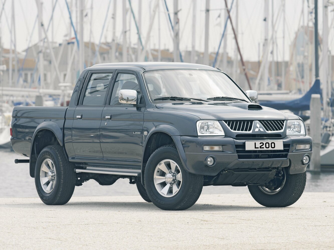 Mitsubishi L200 III (1996-2006) - Пикап Двойная кабина