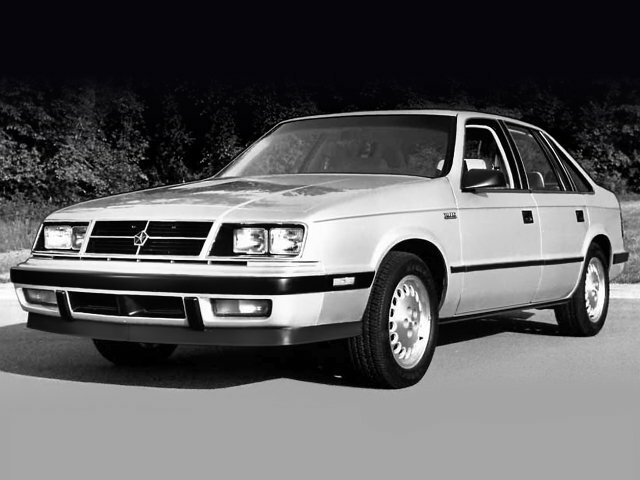 Dodge Lancer I (1985-1989) - Лифтбек
