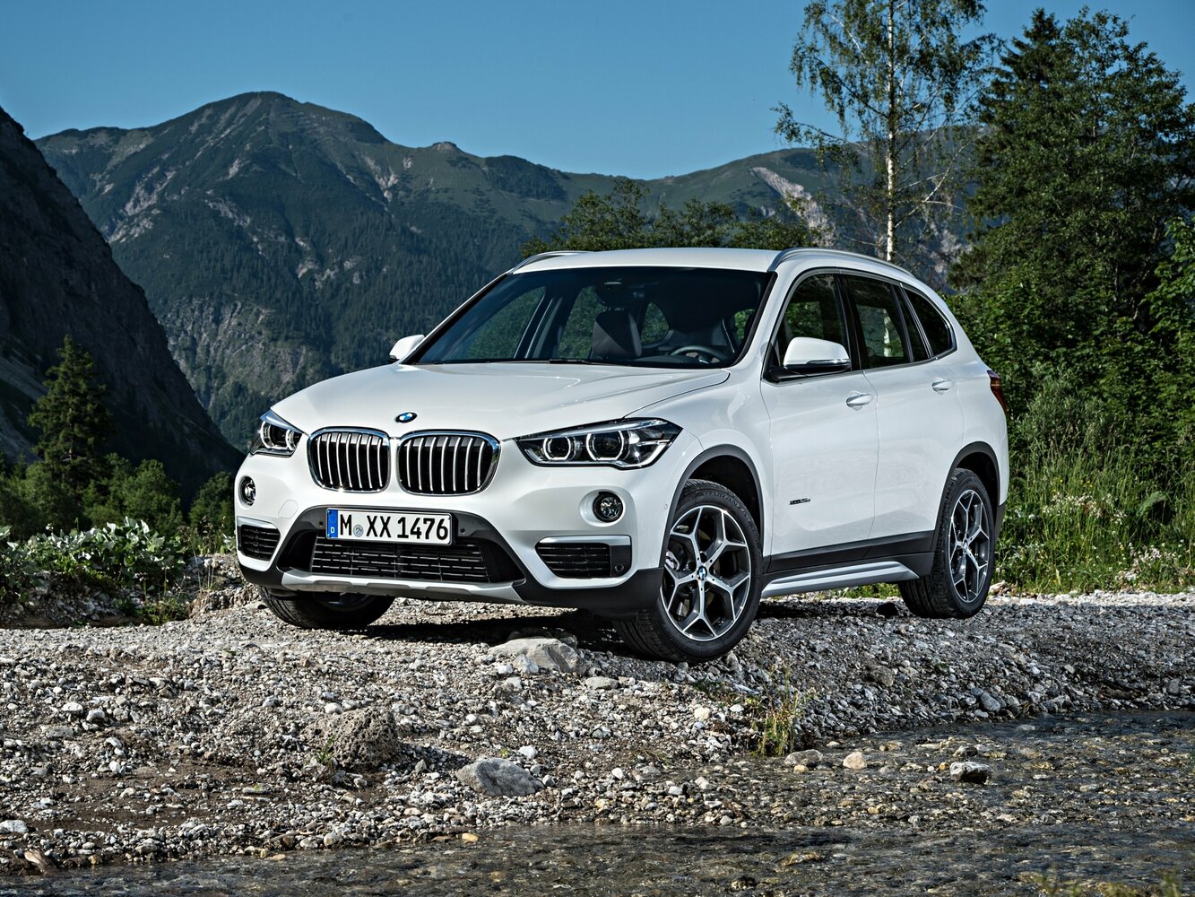 BMW X1 II (2015-2022) - Внедорожник 5 дв.