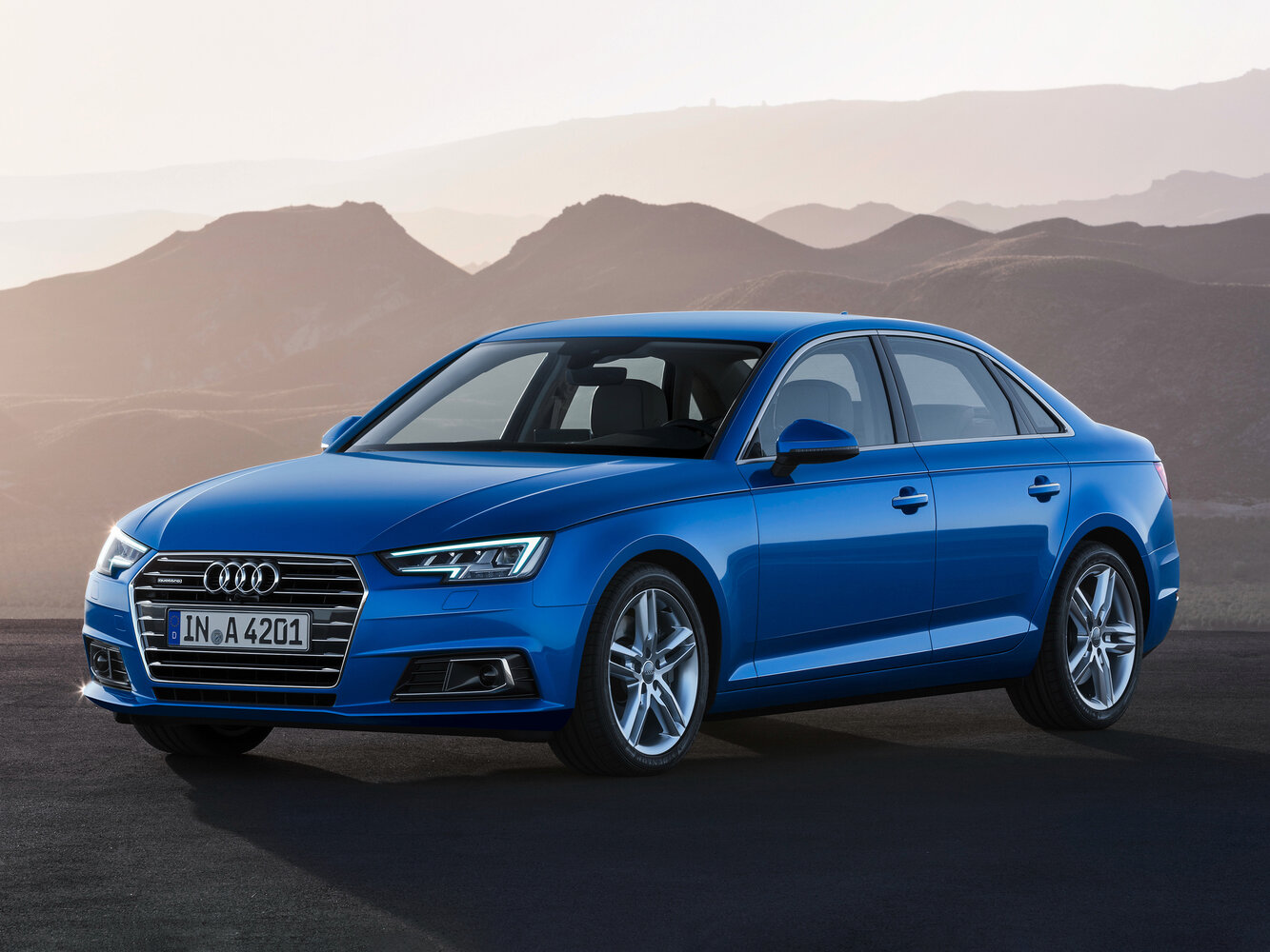 Audi A4 V (2015-2025) - Седан