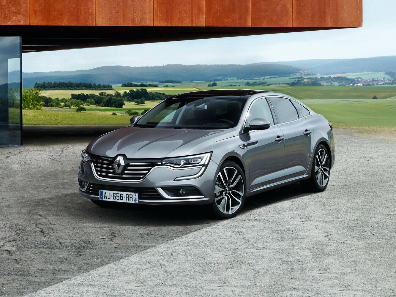 Renault Talisman I (2015-2022) - Седан