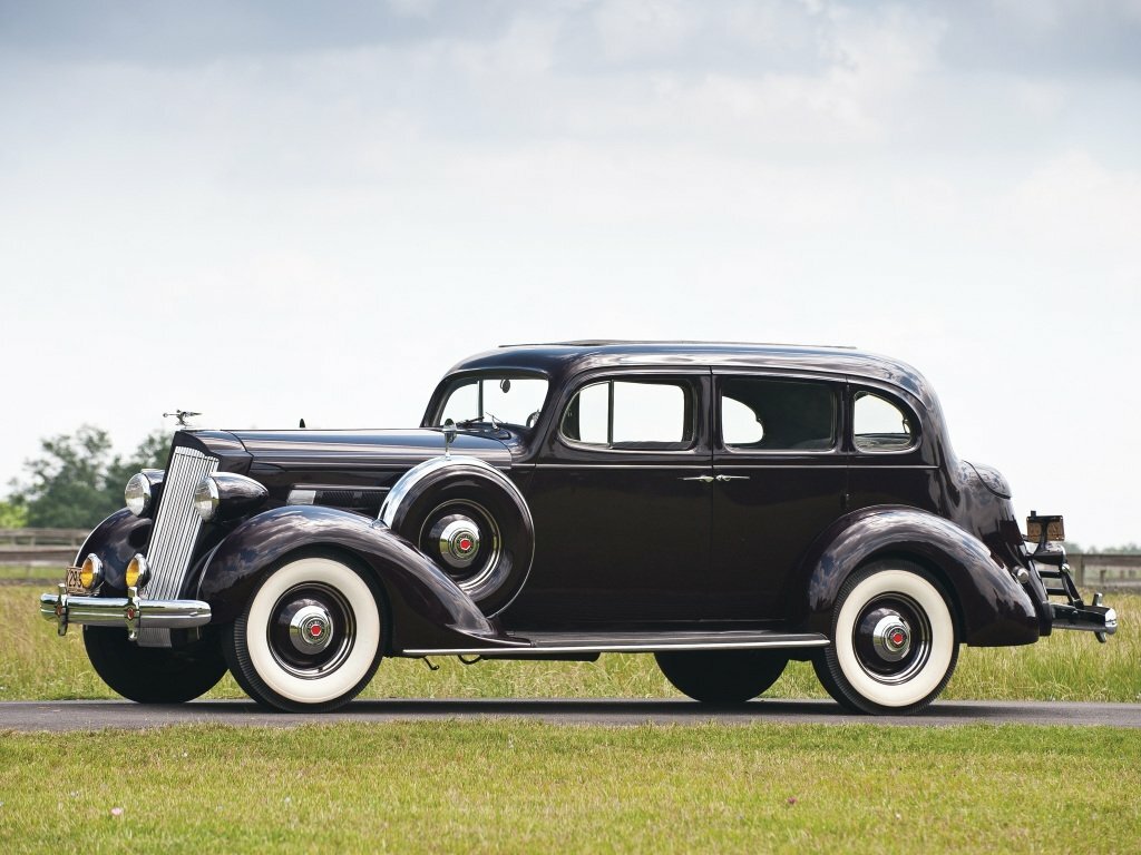 Packard One-Twenty I (1935-1941) - Седан