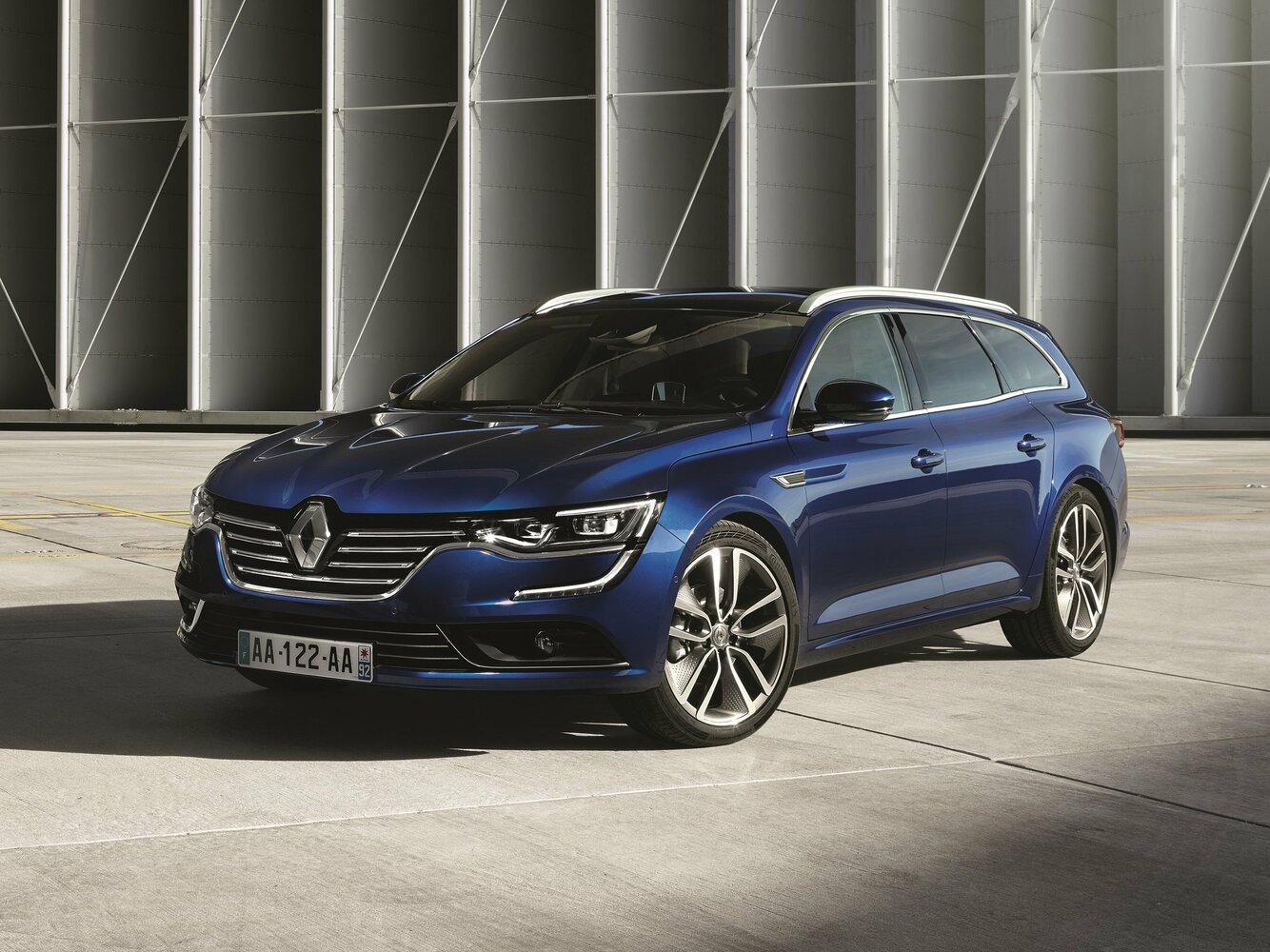 Renault Talisman I (2015-2022) - Универсал 5 дв.