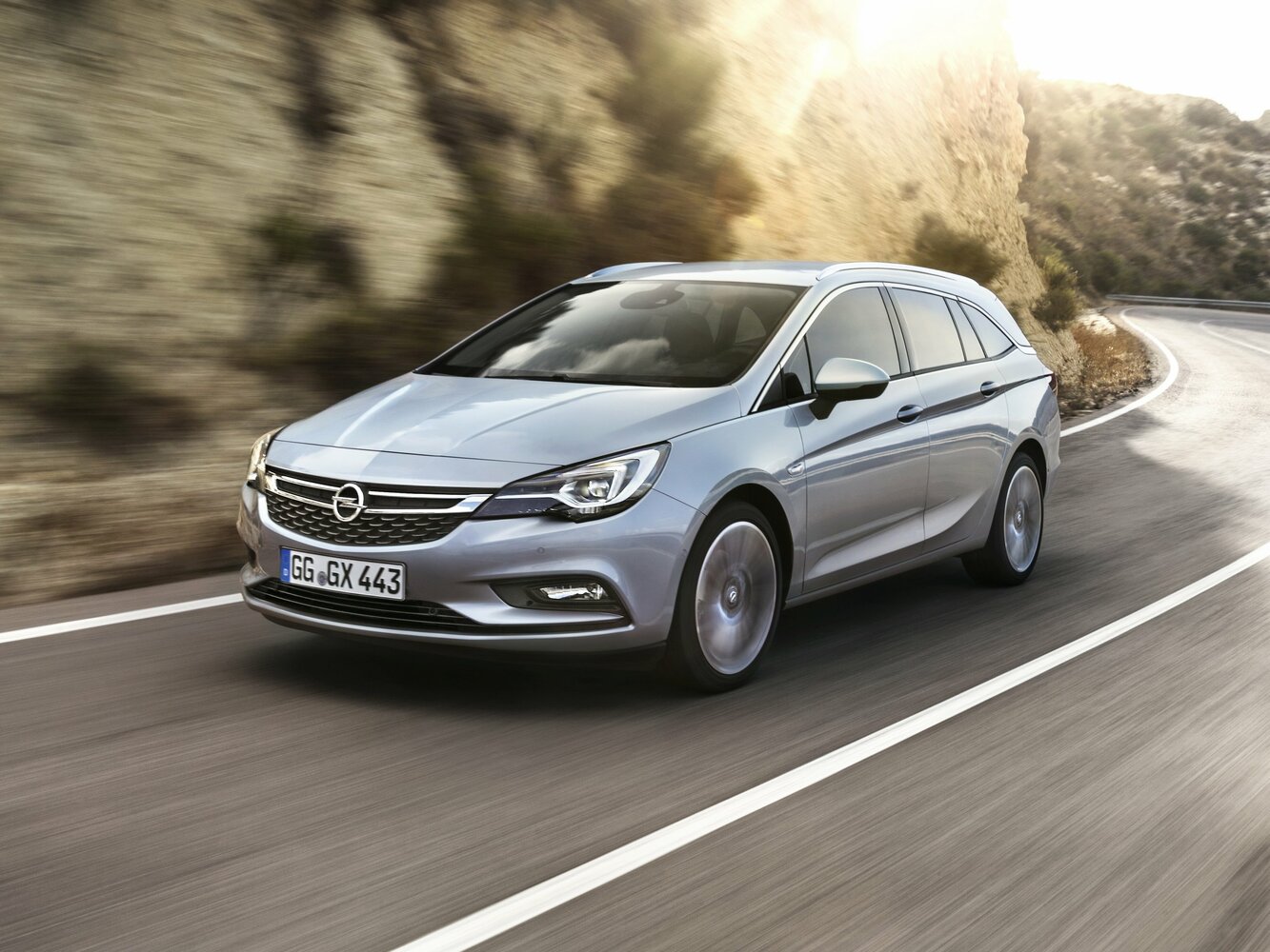 Opel Astra K (2015-2021) - Универсал 5 дв.