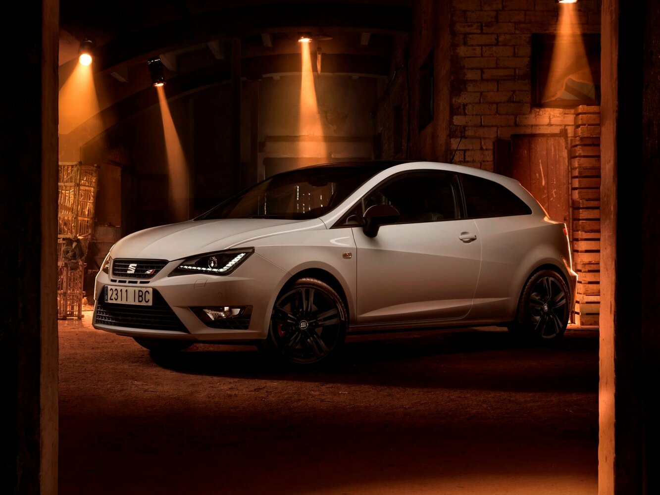 SEAT Ibiza Cupra IV (2009-2018) - Хэтчбек 3 дв.
